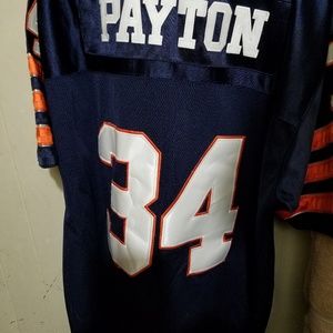 Walter Payton throwback Mitchell nd Ness, Dr J mn